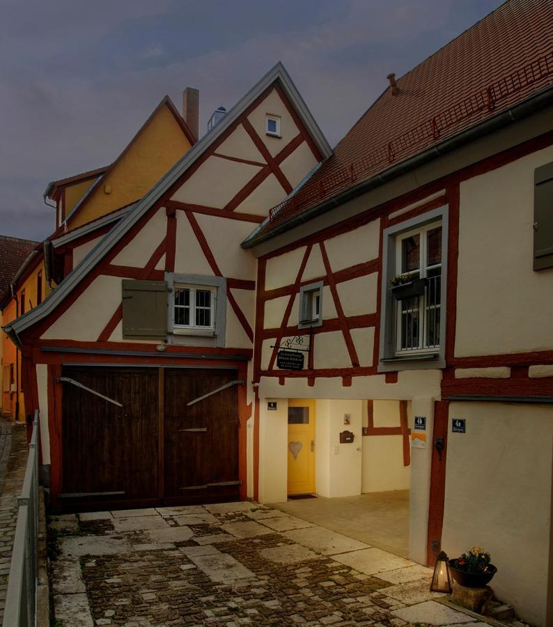 Refukium Altstadtscheune Weißenburg in Bayern Exteriör bild