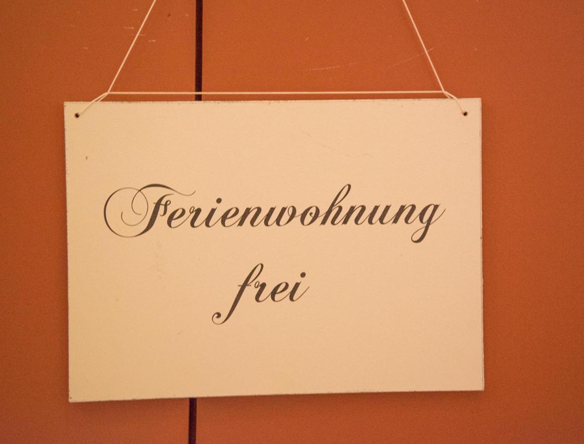Refukium Altstadtscheune Weißenburg in Bayern Exteriör bild